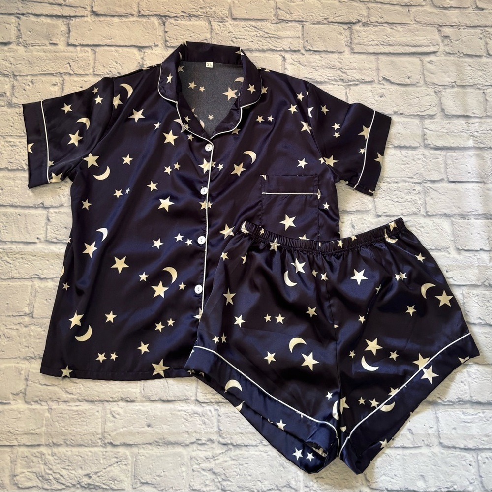 Star and Moon Satin Pajama Set Blue & White Size XL NWOT